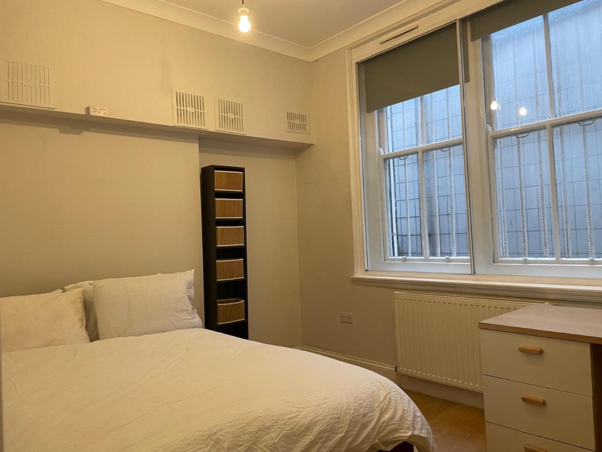 147 Knapp Road House Лондон Екстериор снимка